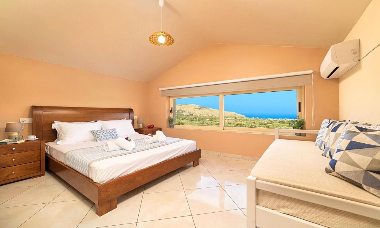 Aqua Blue Villas With Heated Pool Mathés 외부 사진