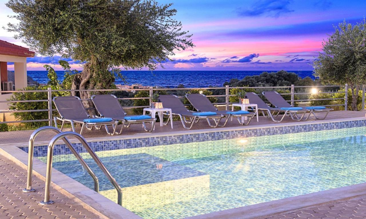 Aqua Blue Villas With Heated Pool Mathés 외부 사진