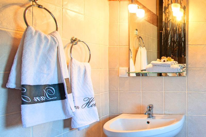 Aqua Blue Villas With Heated Pool Mathés 외부 사진