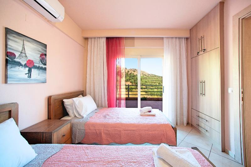 Aqua Blue Villas With Heated Pool Mathés 외부 사진