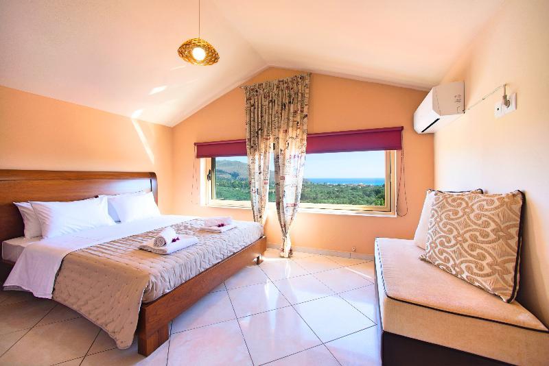 Aqua Blue Villas With Heated Pool Mathés 외부 사진